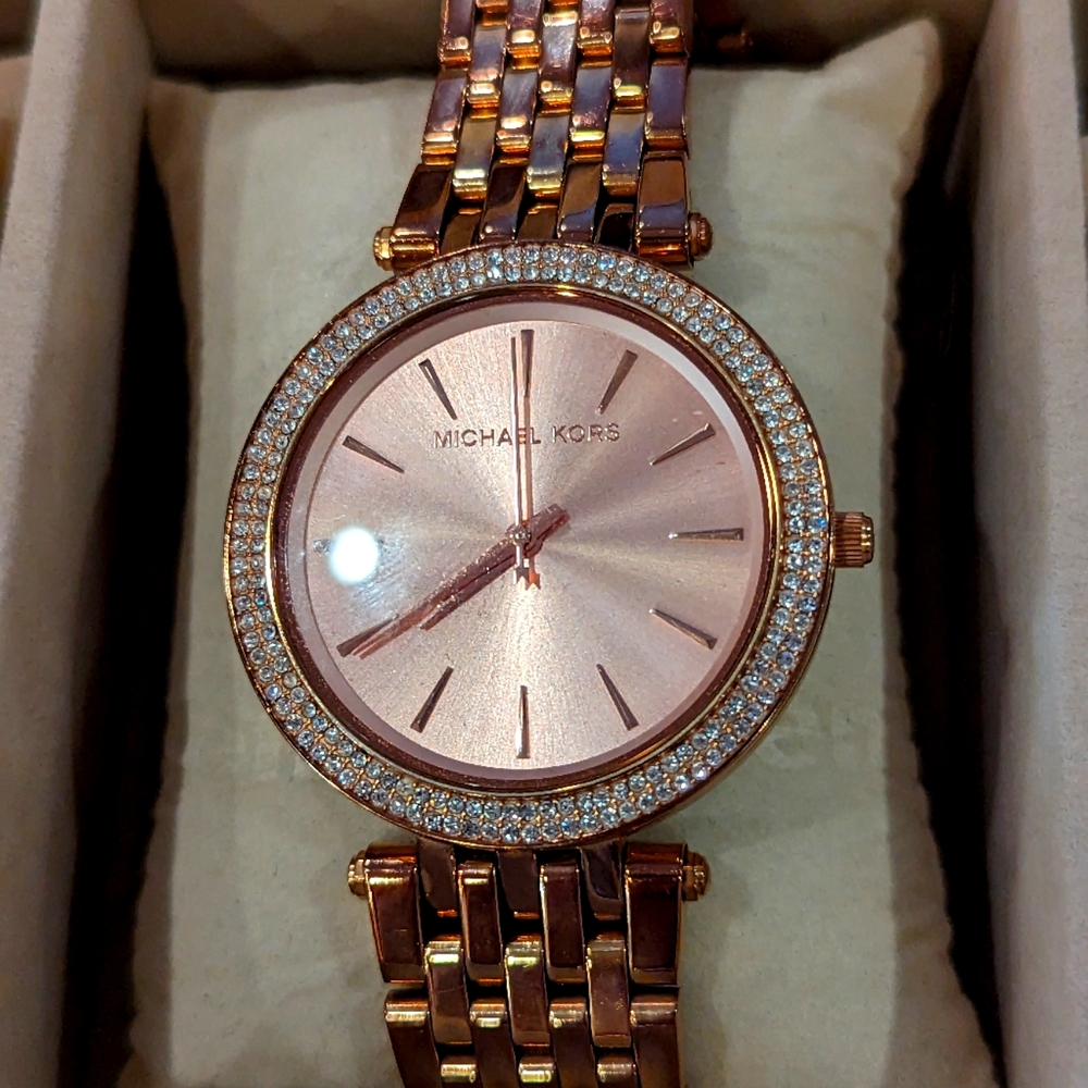 Michael Kors rose gold watch